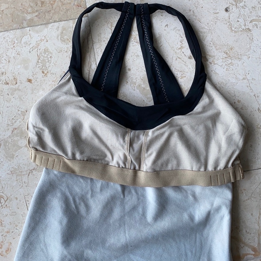 Lululemon Scoop Me Up Tank - Picture 11 of 11